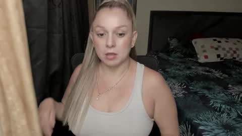 nataliasweet777 online show from 03-12-26, 12:44