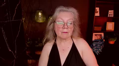 Snapshot of natalicloud chatting on 06-15-26, 01:02 NataliCloud online show from 06-15-26, 01:02