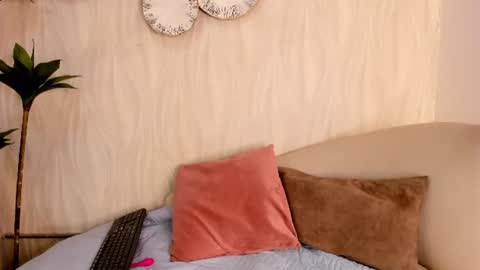Snapshot of natalie_fox__ chatting on 07-06-26, 11:29 Naty online show from 07-06-26, 11:29