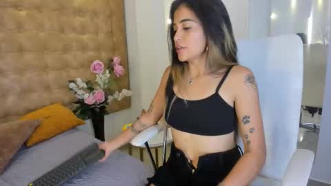   online show from 02-06-26, 09:29