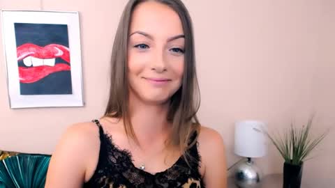 Snapshot of natalie_live chatting on 06-17-26, 06:16 NatalieSexy online show from 06-17-26, 06:16