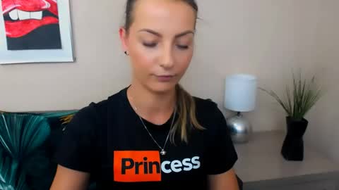 Snapshot of natalie_live chatting on 07-01-26, 06:04 NatalieSexy online show from 07-01-26, 06:04