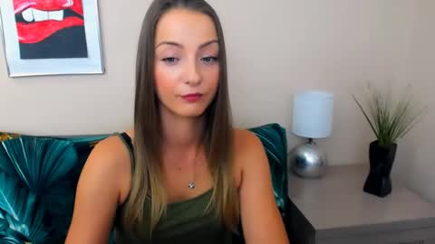 Snapshot of natalie_live chatting on 07-07-26, 07:34 NatalieSexy online show from 07-07-26, 07:34