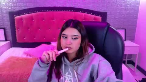 natalie  online show from 10-14-25, 07:53