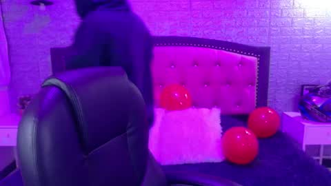 natalie  online show from 02-18-26, 03:24