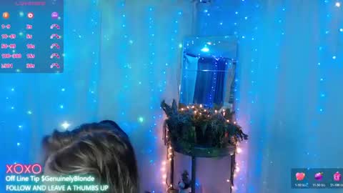 Snapshot of nataliebinx chatting on 07-15-26, 06:57 NatalieBinx Mr.D online show from 07-15-26, 06:57