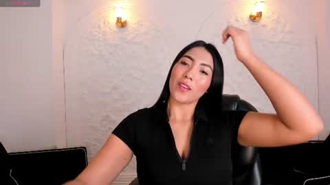 Snapshot of natalielewis_ chatting on 06-21-26, 11:46 Natalie Lewis online show from 06-21-26, 11:46