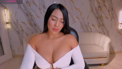 Snapshot of natalielewis_ chatting on 06-27-26, 12:22 Natalie Lewis online show from 06-27-26, 12:22