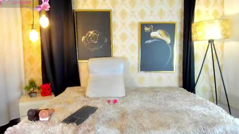 NATALIE online show from 05-20-26, 12:44