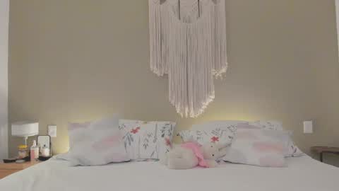 anatalybee online show from 09-27-25, 03:00