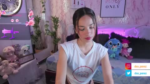 Snapshot of nataly_29 chatting on 12-13-24, 11:28 MissNatis online show from 12-13-24, 11:28