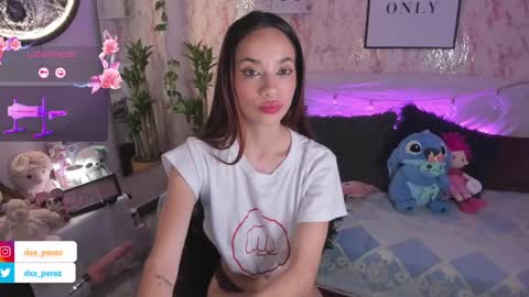 Snapshot of nataly_29 chatting on 12-14-24, 05:40 MissNatis online show from 12-14-24, 05:40