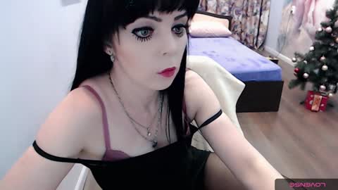 Snapshot of natalyaberd chatting on 12-17-24, 07:15 natalyaberd online show from 12-17-24, 07:15