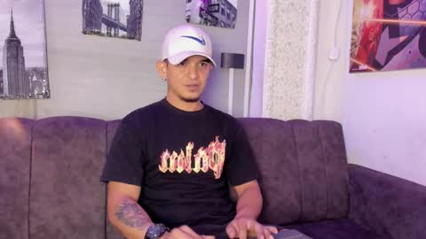 Snapshot of natan_77 chatting on 09-12-25, 10:54 natan_77 online show from 09-12-25, 10:54