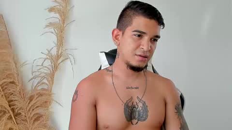 Snapshot of natan_77 chatting on 10-19-25, 02:50 natan_77 online show from 10-19-25, 02:50