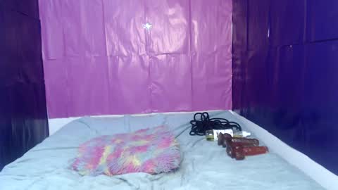 natascha_2023 online show from 12-14-24, 05:29