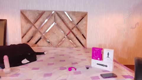 Snapshot of natasha_699 chatting on 02-15-26, 09:44 Natasha online show from 02-15-26, 09:44