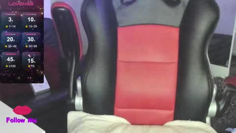 Snapshot of natasha__logan chatting on 10-07-25, 06:32 Natasha online show from 10-07-25, 06:32