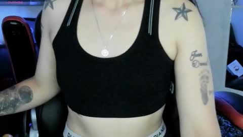 Snapshot of natasha__logan chatting on 11-23-25, 04:12 Natasha online show from 11-23-25, 04:12