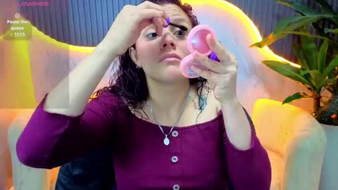 Snapshot of natasha__tp chatting on 04-21-26, 12:44 Natasha tp 1430- 2100 online show from 04-21-26, 12:44
