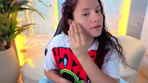 Snapshot of natasha__tp chatting on 05-12-26, 12:35 Natasha tp 1430- 2100 online show from 05-12-26, 12:35