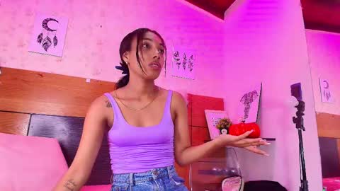 Snapshot of natasha_luna_ chatting on 02-27-25, 01:38 Natasha online show from 02-27-25, 01:38