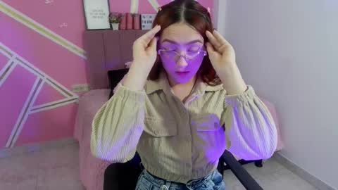 natasha_romanof18 online show from 02-25-26, 03:27