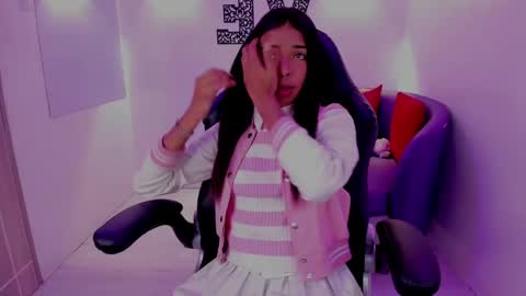 Snapshot of natasha_smith_ws chatting on 12-18-24, 05:42 Natasha online show from 12-18-24, 05:42