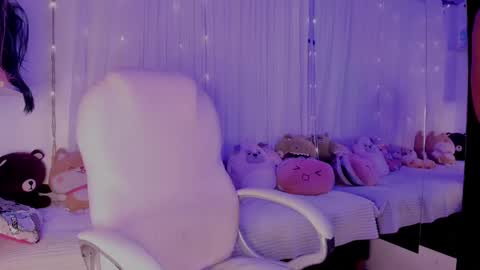 Snapshot of natasha_smith_ws chatting on 12-26-24, 11:35 Natasha online show from 12-26-24, 11:35