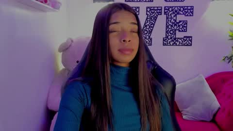 Natasha  online show from 03-11-26, 05:52