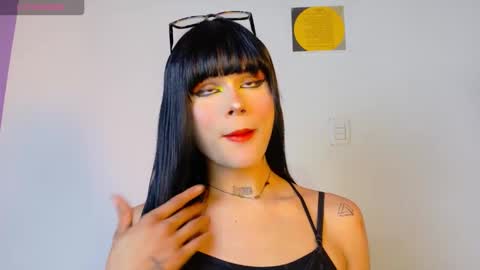 Snapshot of natasha_winz chatting on 09-28-25, 05:57 Natahsa online show from 09-28-25, 05:57