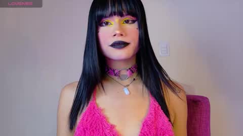 Snapshot of natasha_winz chatting on 10-05-25, 05:06 Natahsa online show from 10-05-25, 05:06