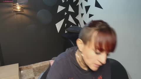 Natasha Mason online show from 11-14-25, 11:42