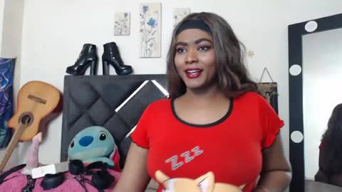 Snapshot of natashasexxy__ chatting on 06-18-26, 12:44 natashasexxy__ online show from 06-18-26, 12:44