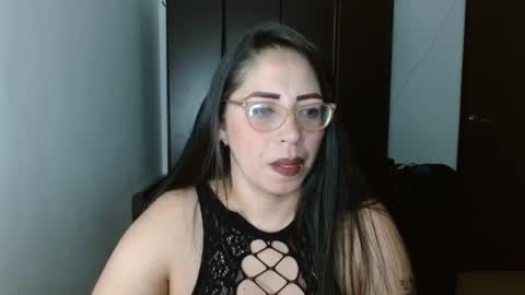 Snapshot of natashasmithe chatting on 02-10-25, 01:01 Natasha Smithe online show from 02-10-25, 01:01