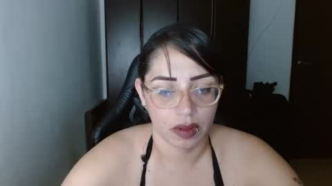 Snapshot of natashasmithe chatting on 02-12-25, 02:14 Natasha Smithe online show from 02-12-25, 02:14