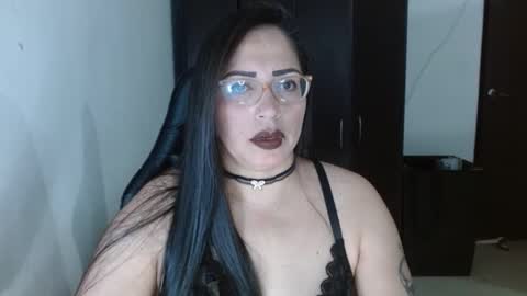 Snapshot of natashasmithe chatting on 11-03-25, 08:54 Natasha Smithe online show from 11-03-25, 08:54