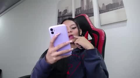 Snapshot of natashax_hot chatting on 11-15-25, 09:21 Natashax online show from 11-15-25, 09:21