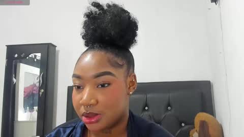 Snapshot of natassha_brown chatting on 10-28-25, 12:36 Natassha online show from 10-28-25, 12:36