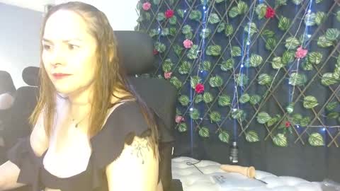 NataTellez online show from 11-02-25, 05:54