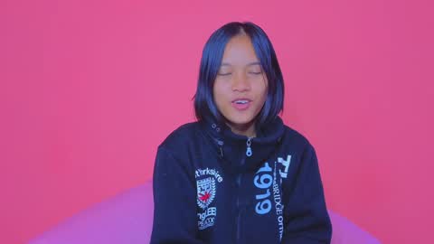 Natcha C online show from 12-11-24, 01:15