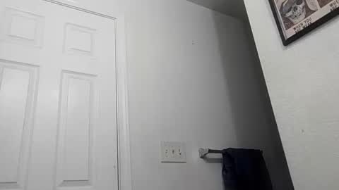 Snapshot of nate791758 chatting on 11-17-25, 05:08 nate791758 online show from 11-17-25, 05:08