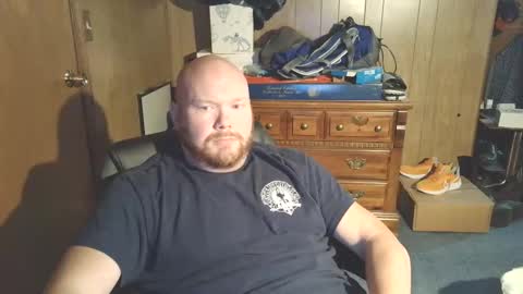 Snapshot of nate_b99 chatting on 10-12-25, 07:46 Nate online show from 10-12-25, 07:46