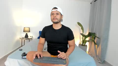 Nate Ocean online show from 12-21-25, 02:51