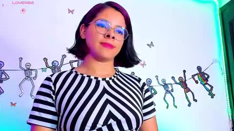 Snapshot of nath_redrex chatting on 10-09-25, 10:19 Nath online show from 10-09-25, 10:19