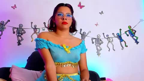 Snapshot of nath_redrex chatting on 10-19-25, 12:11 Nath online show from 10-19-25, 12:11