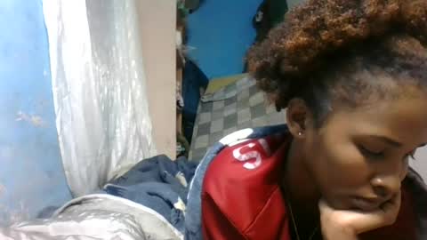 nathalia069 online show from 07-10-26, 12:19