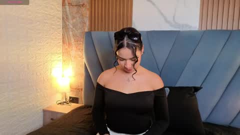 Nathalia koch online show from 04-04-26, 09:01