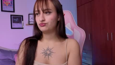 Nathalia Ramirez online show from 04-06-26, 04:46