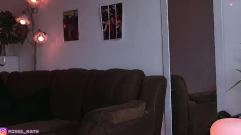 Nathalia  online show from 10-29-25, 10:22